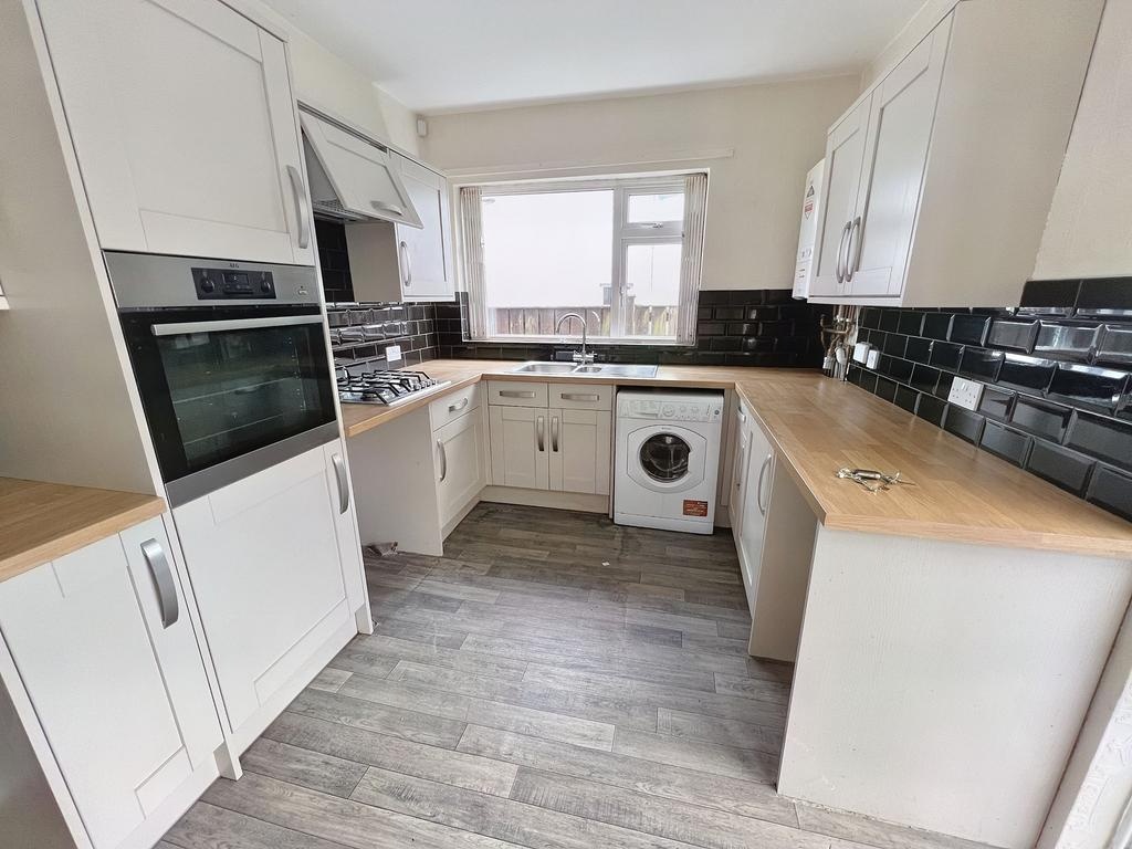 Additional image 2 of Room in a Shared House, Haddon Road, LS4, N1 7GU