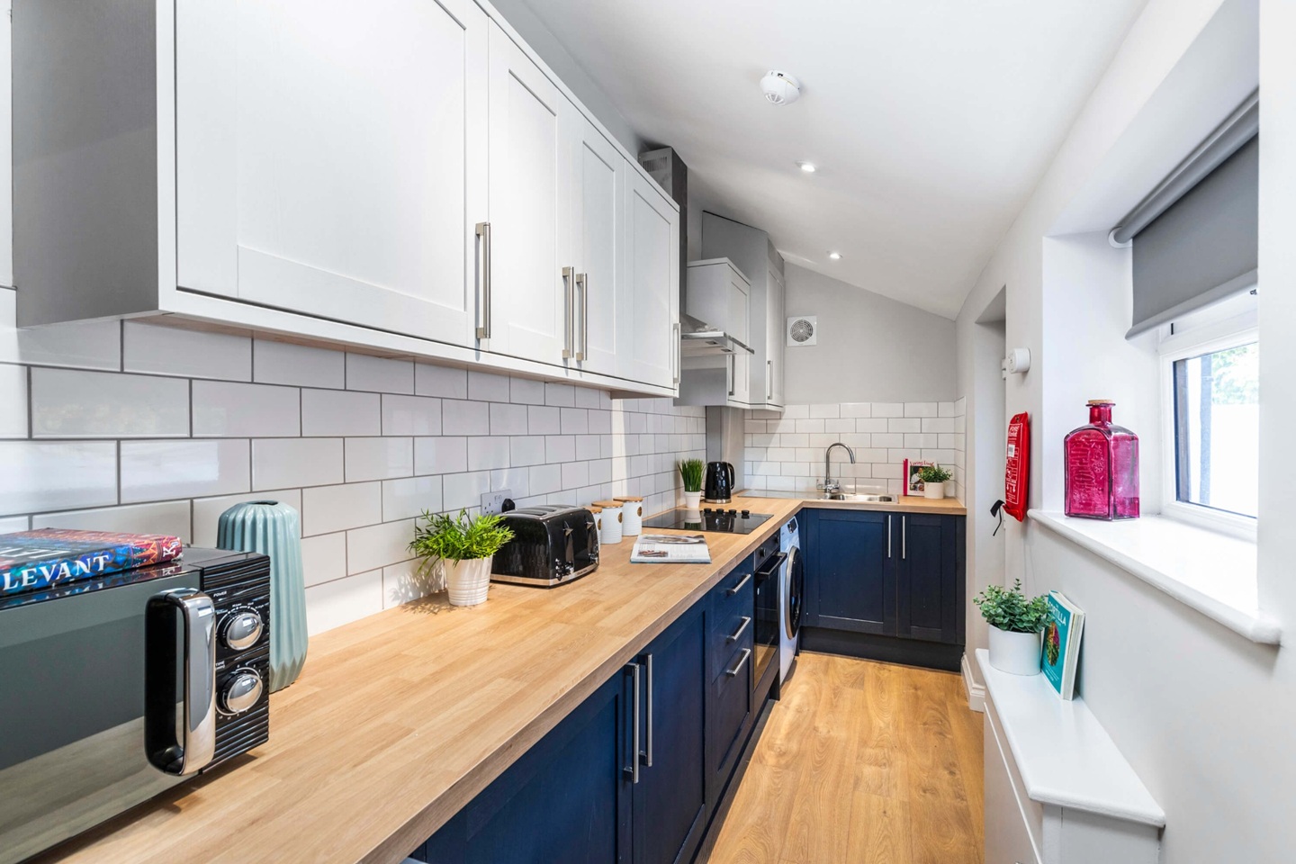 Additional image 3 of Room in a Shared House, Broomfield Terrace, LS6, N1 7GU