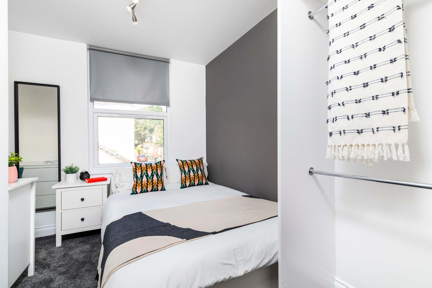 Additional image 10 of Room in a Shared House, Broomfield Terrace, LS6, N1 7GU