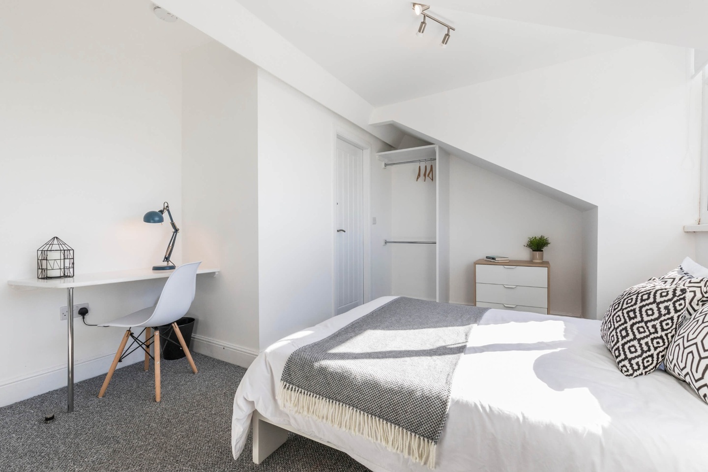 Additional image 3 of Room in a Shared House, Burley Road, LS4, N1 7GU