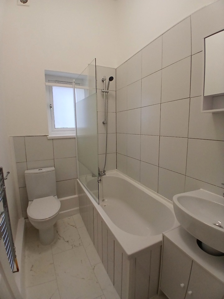 Additional image 8 of 2 Bed Flat, Seymour Road, M8, N1 7GU