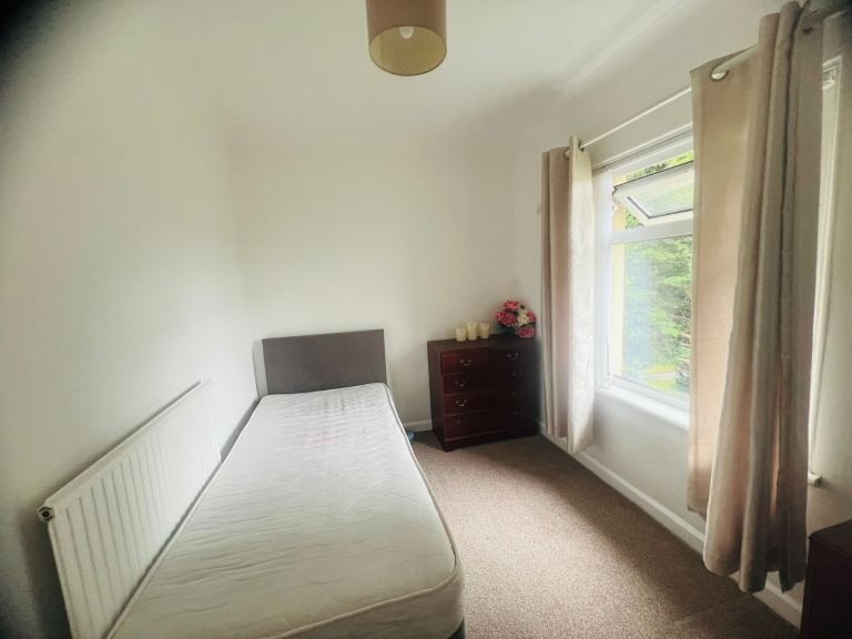 Room in a Shared House, Elford Grove, LS8, N1 7GU