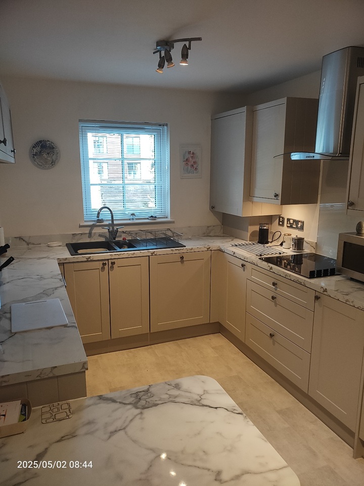 2 Bed Flat, Orchard Brae Avenue, EH4, N1 7GU