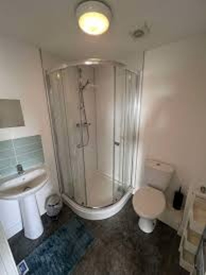 Additional image 2 of Room in a Shared House, Shafton Place, LS11, N1 7GU