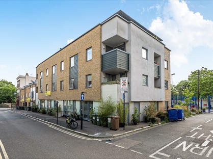 2 Bed Flat, Tanners Hill, SE8