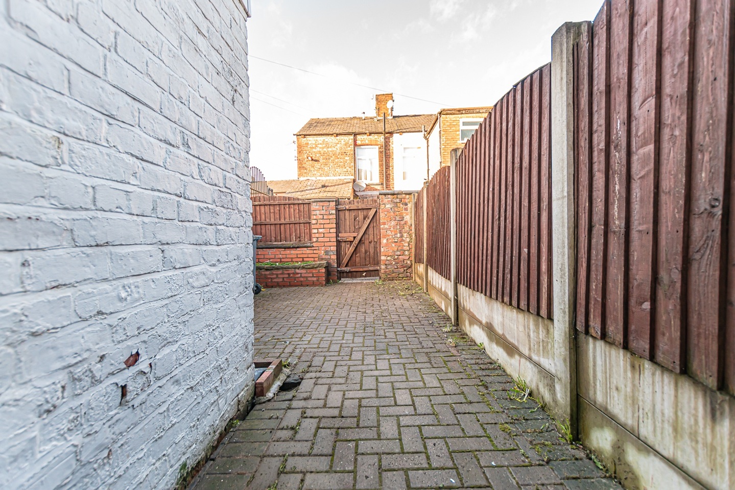 Additional image 13 of 3 Bed Terraced House, Briscoe Lane, M40, N1 7GU