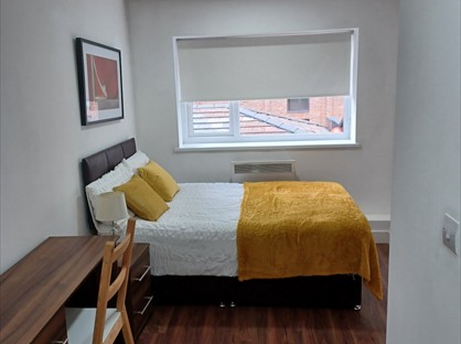Studio Flat, Modern Studio In Newcastle-Under-Lym, ST5
