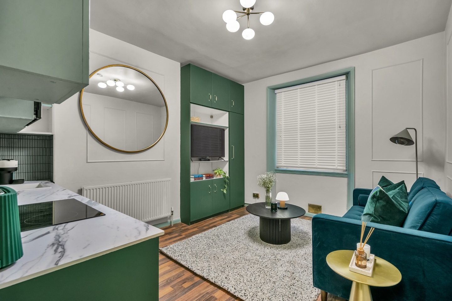 1 Bed Flat, Eardley Crescent, SW5, N1 7GU