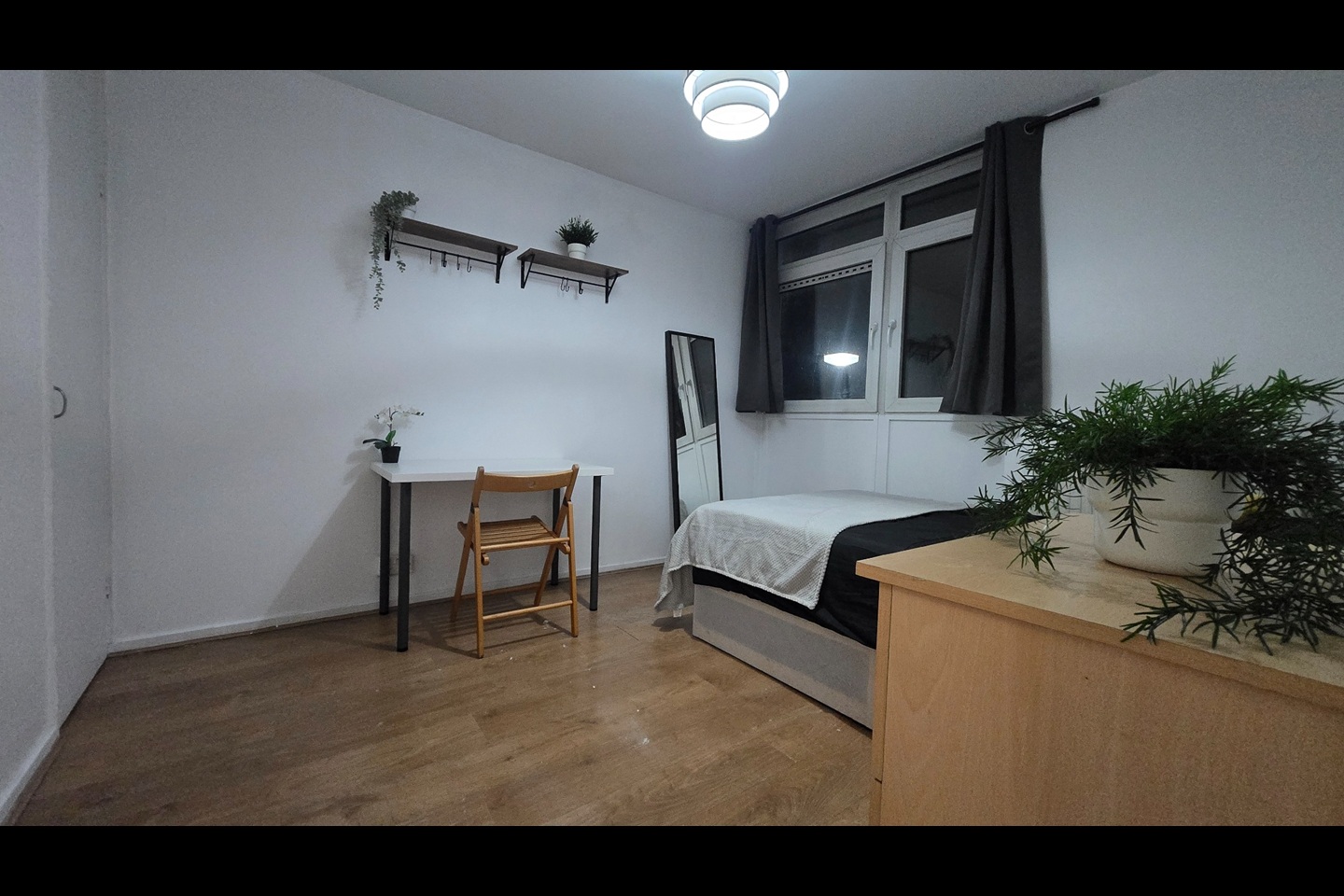 Additional image 4 of Room in a Shared House, Globe Road, E1, N1 7GU