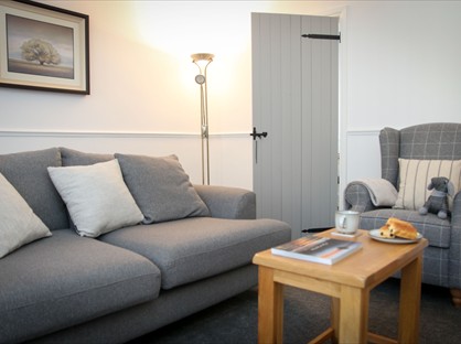 2 Bed Terraced House, Norfolk St, S80