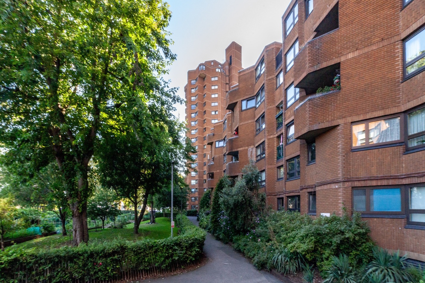 Additional image 10 of 4 Bed Flat, Shalcomb St, SW10, N1 7GU