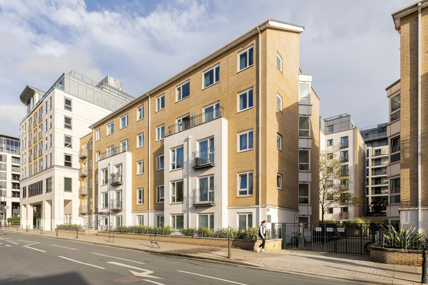 Additional image 10 of 2 Bed Flat, Dolphin House, SW6, N1 7GU