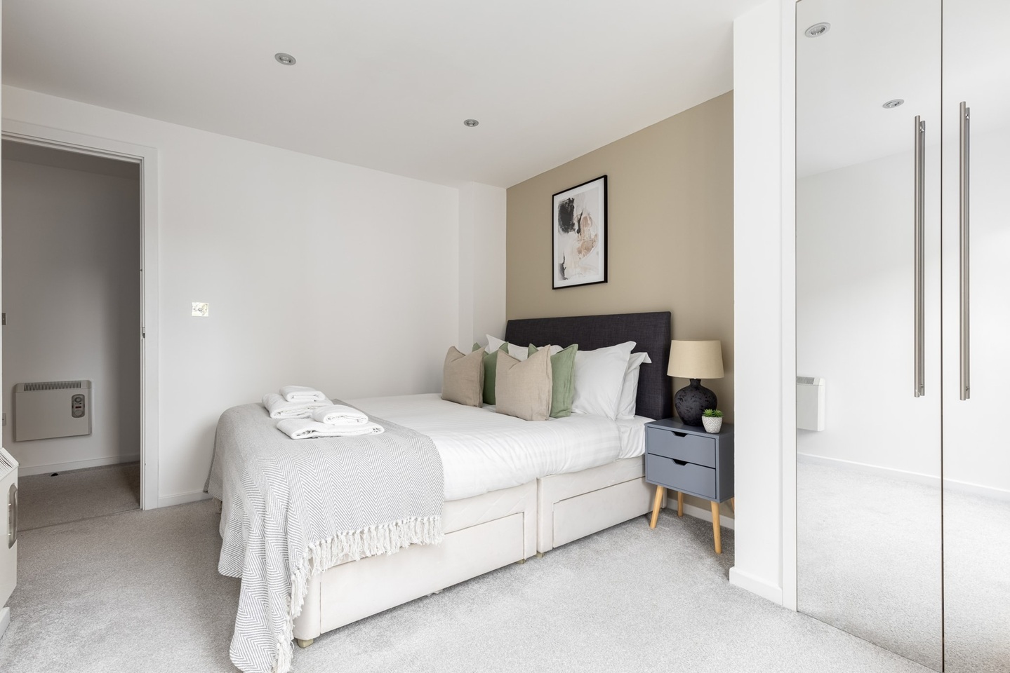 Additional image 5 of 2 Bed Flat, Dolphin House, SW6, N1 7GU