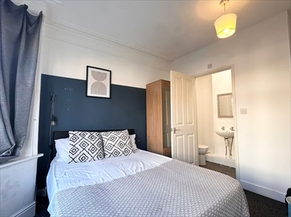 Room in a Shared House, Newcombe Road, SO15