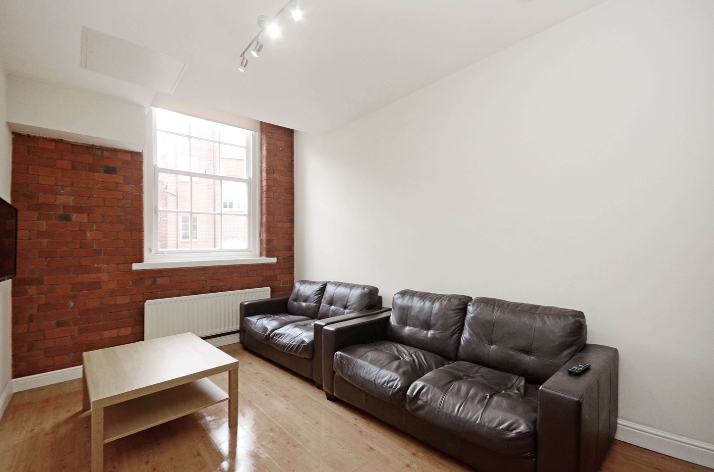 Room in a Shared Flat, Bells Square, S1 photo 3