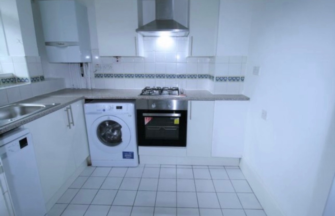 Additional image 11 of 3 Bed Flat, Alverstone House, SE11, N1 7GU