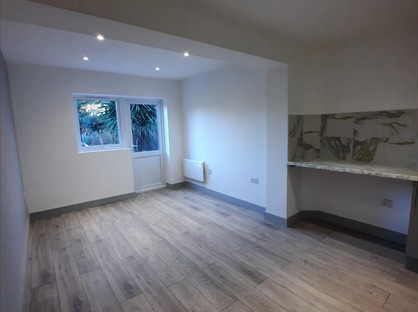 Studio Flat, Keats Way, UB7