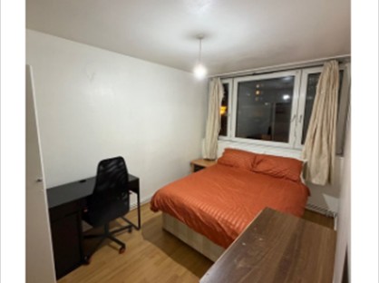 Room in a Shared Flat, Augusta Street, E14