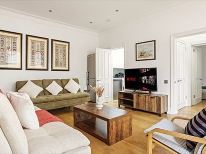 1 Bed Semi-Detached House, Gledhow Gardens, SW5