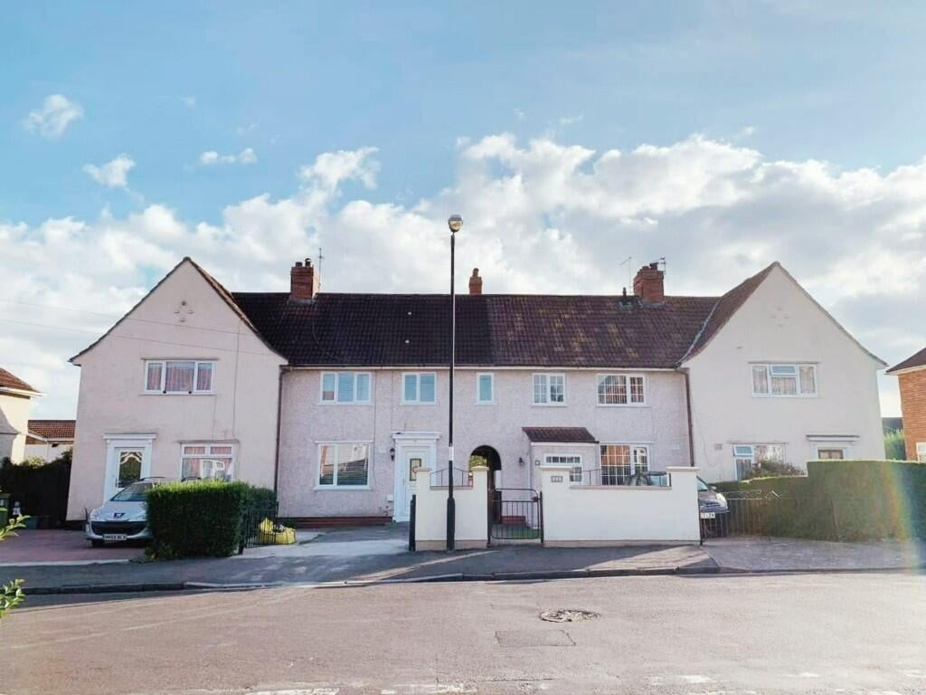 3 Bed Terraced House, Camborne Road, BS7, N1 7GU