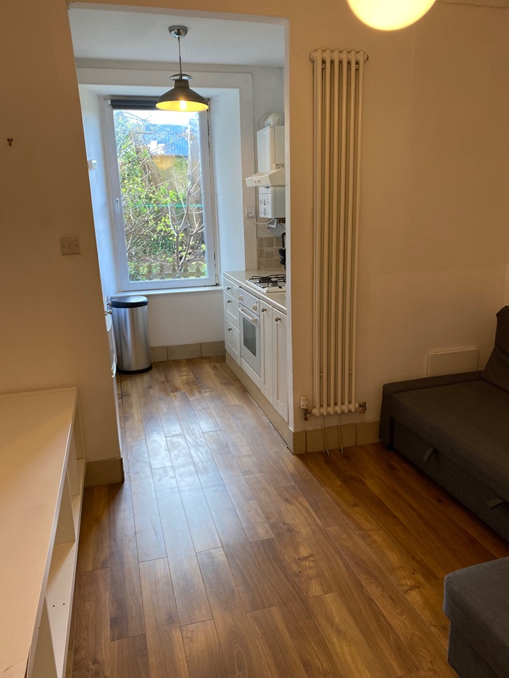 1 Bed Flat, Seafield Road, EH6, N1 7GU