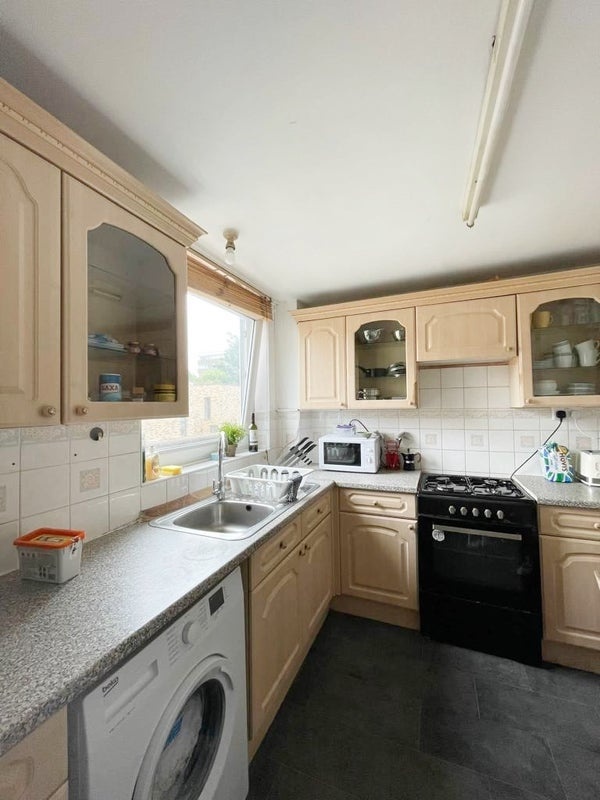 Additional image 7 of Room in a Shared Flat, Brick Lane, E1, N1 7GU