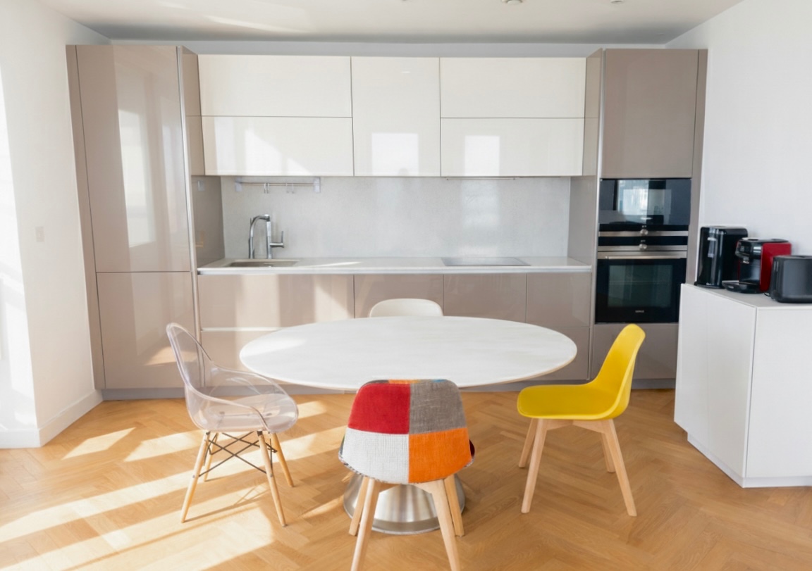 Additional image 4 of 3 Bed Flat, Southwark Bridge Road, SE1, N1 7GU