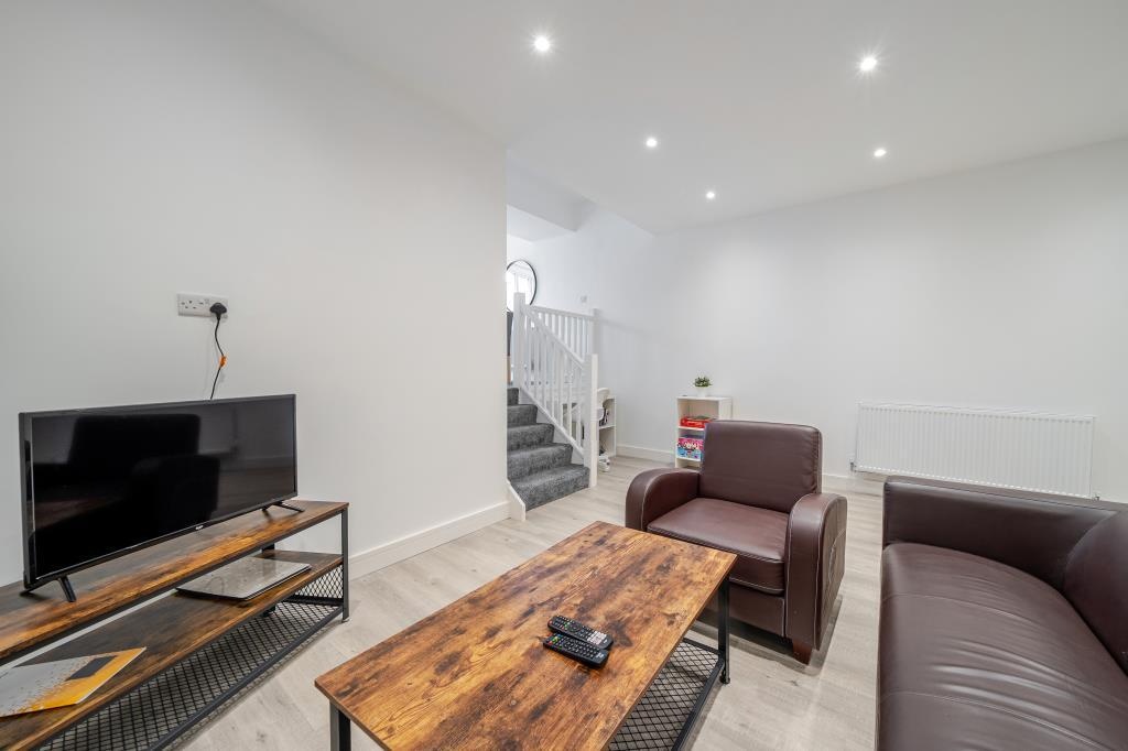 Additional image 7 of 2 Bed Flat, Broadway, OX11, N1 7GU