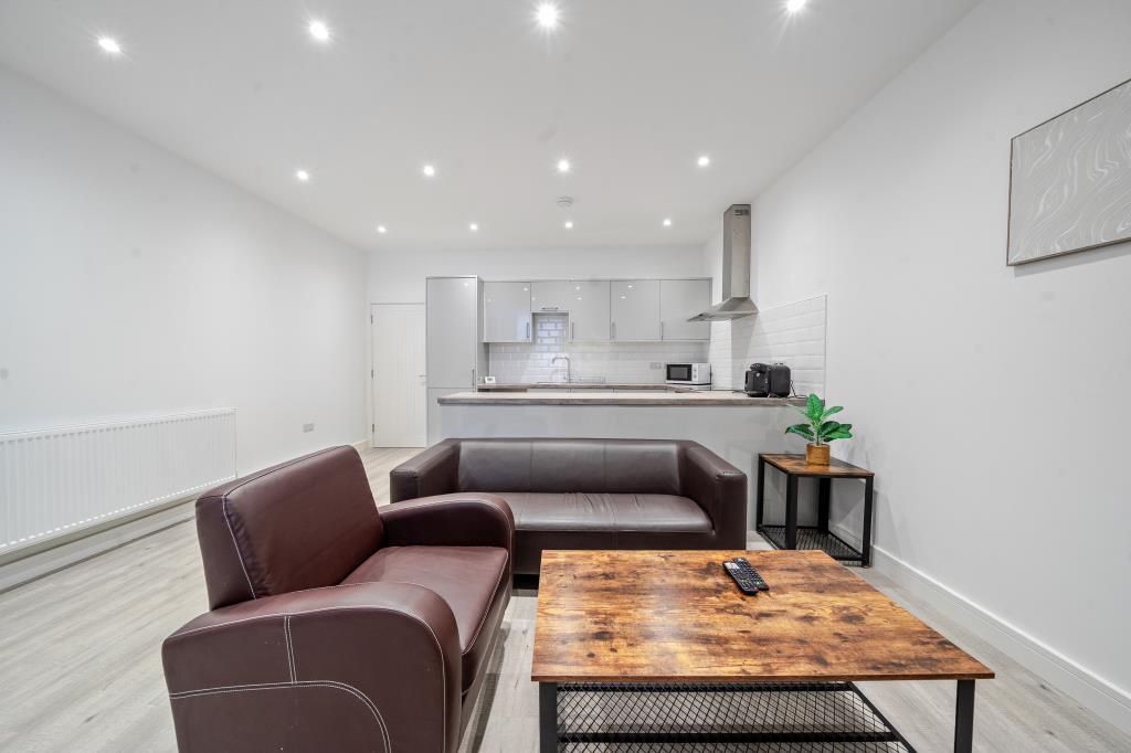 Additional image 8 of 2 Bed Flat, Broadway, OX11, N1 7GU