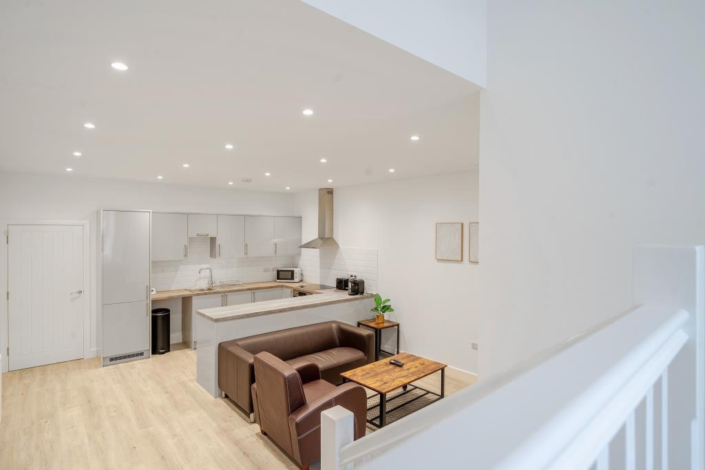 Additional image 10 of 2 Bed Flat, Broadway, OX11, N1 7GU