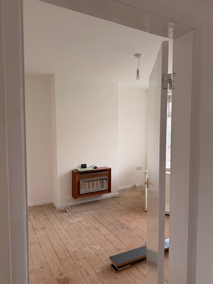 Additional image 3 of 3 Bed Semi-Detached House, Plymouth Drive, LE5, N1 7GU