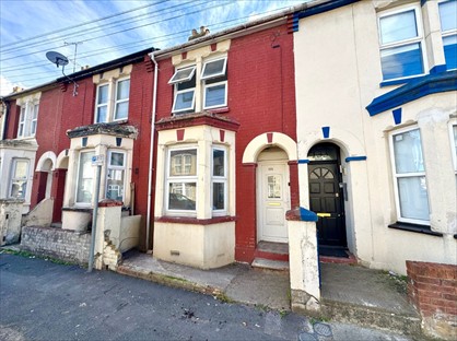 3 Bed Terraced House, Livingstone Road, ME7