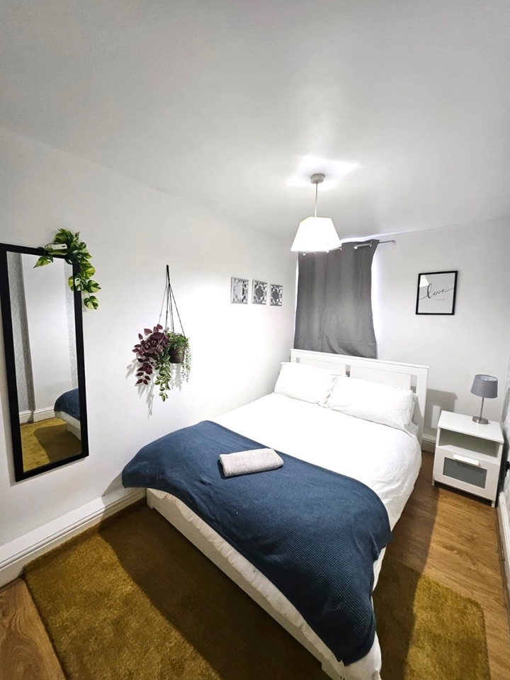 Additional image 2 of 2 Bed Flat, Brick Lane, E1, N1 7GU