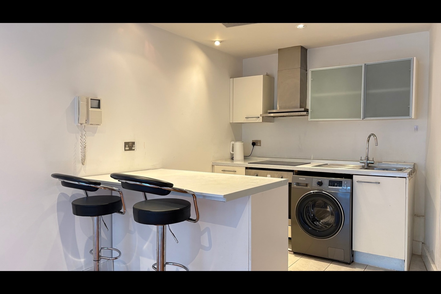 2 Bed Flat, Praed St, W2, N1 7GU