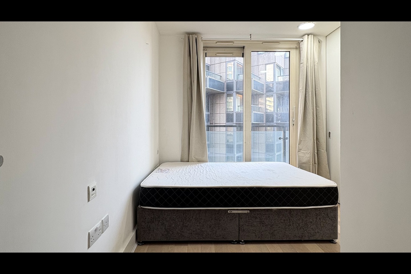 Additional image 3 of 2 Bed Flat, Praed St, W2, N1 7GU