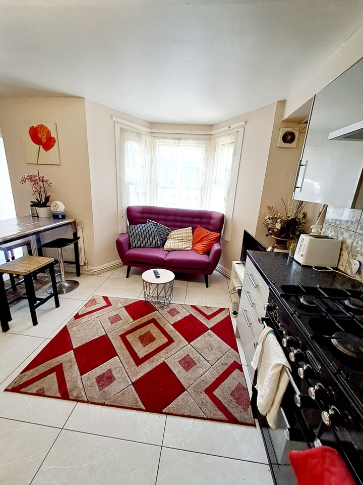 Additional image 7 of Room in a Shared House, Graces Road, SE5, N1 7GU