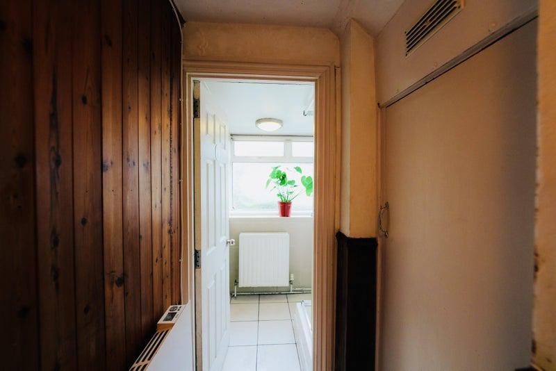 Additional image 9 of Room in a Shared Flat, Redriff Road, SE16, N1 7GU