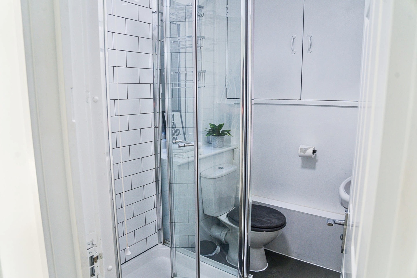 Additional image 4 of 6 Bed Terraced House, Unit, S2, N1 7GU