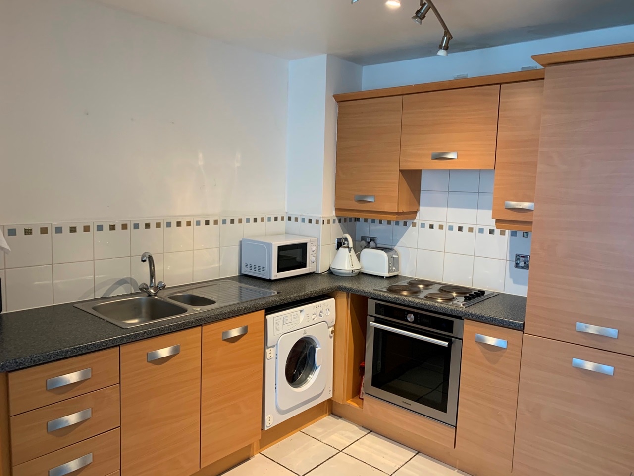 Additional image 3 of 1 Bed Flat, Wheeleys Lane, B15, N1 7GU