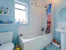 Additional image 8 of Room in a Shared House, Malmesbury Place, SO15, N1 7GU