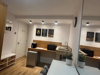 Room in a Shared House, Coltsfoot Path, RM3