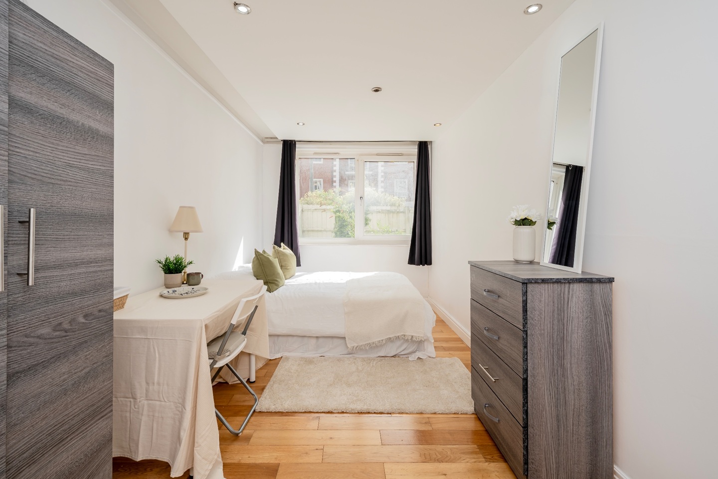 Additional image 2 of 5 Bed Maisonette, Wimborne House, NW1, N1 7GU