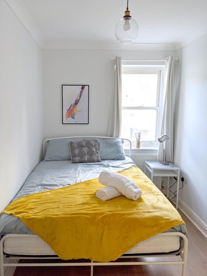 Additional image 4 of 2 Bed Flat, Victoria Avenue, CB4, N1 7GU
