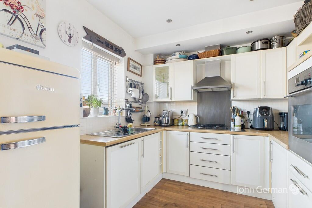 Additional image 5 of 4 Bed Terraced House, Crystal Close, DE3, N1 7GU
