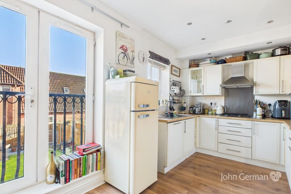 Additional image 6 of 4 Bed Terraced House, Crystal Close, DE3, N1 7GU