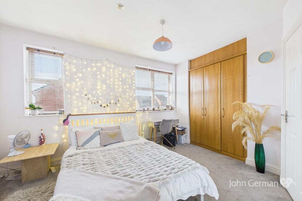 Additional image 7 of 4 Bed Terraced House, Crystal Close, DE3, N1 7GU