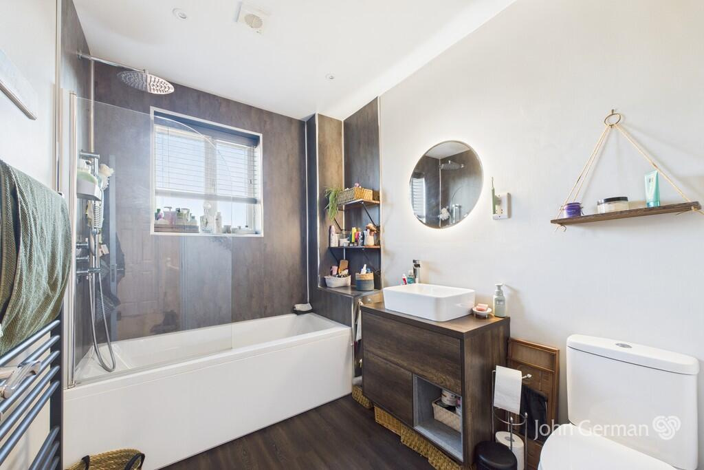 Additional image 10 of 4 Bed Terraced House, Crystal Close, DE3, N1 7GU