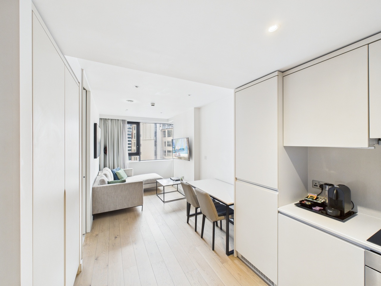 Additional image 5 of 1 Bed Flat, Citysuites, M3, N1 7GU