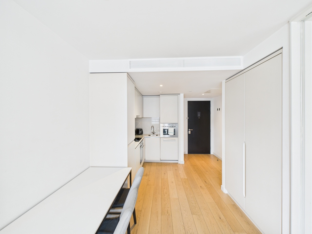 Additional image 7 of 1 Bed Flat, Citysuites, M3, N1 7GU