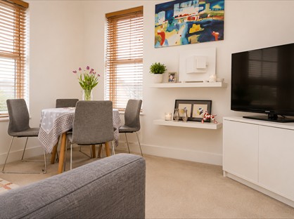 3 Bed Flat, North Worple Way, SW14